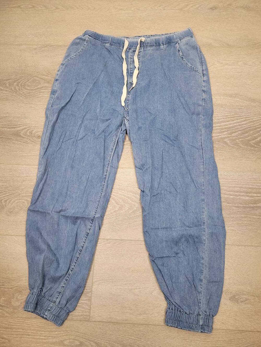 2/$20 Y2K Blue Denim Baggy Pull Up Jeans White Strings Size: 29W